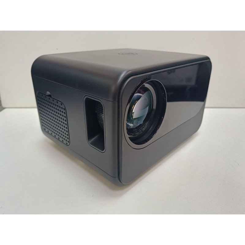 Проекторы HIPER Cinema D15