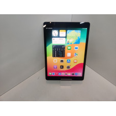 Планшет без SIM-карты Apple iPad (2021) 10.2 Wi-Fi 64GB A2602            
            б/у