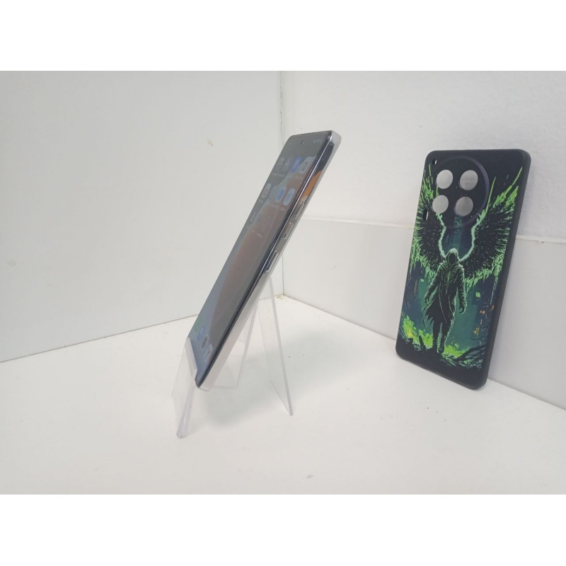 Мобильный телефон Tecno Camon 30 8/256 GB            
            б/у