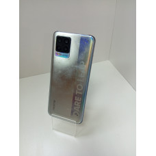Мобильный телефон REALME 8 6/128 GB            
            б/у