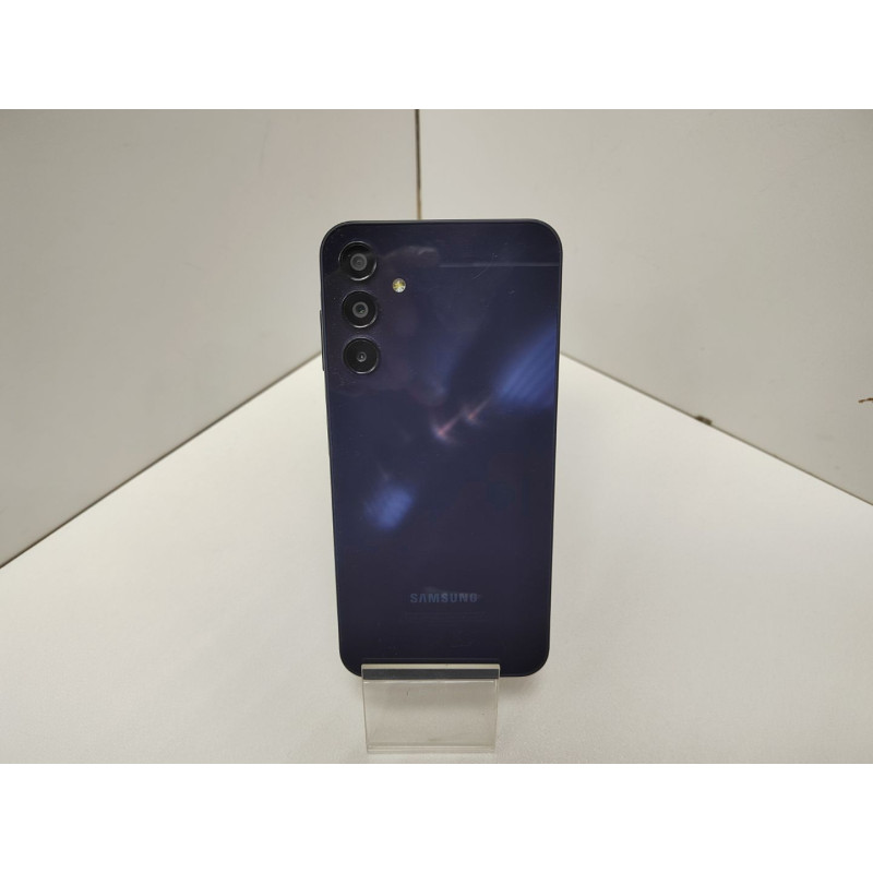 Мобильный телефон Samsung Galaxy A15 4/128 GB            
            б/у