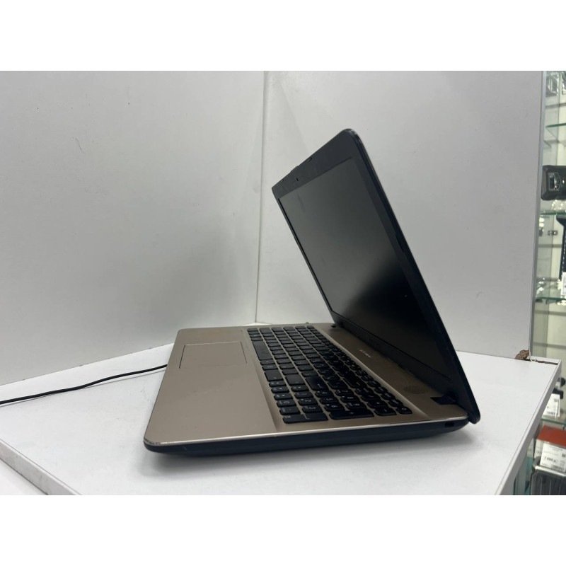 Ноутбук ASUS x541u            
            б/у