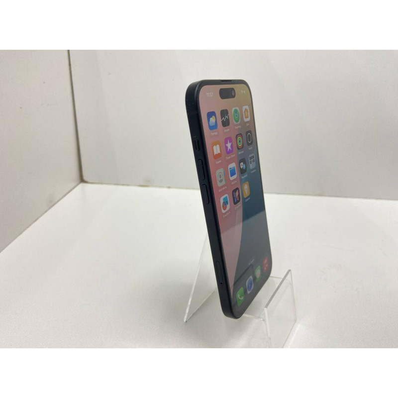 Мобильный телефон Apple iPhone 15 6/128 GB            
            б/у