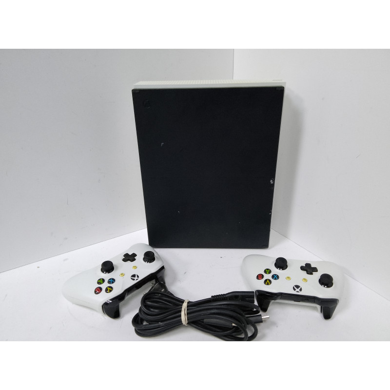 Игровые приставки Microsoft Xbox One S 1TB            
            б/у
