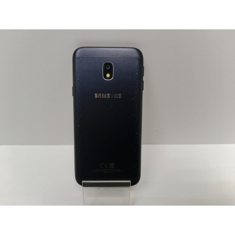 Мобильный телефон Samsung Galaxy J3 (2017) 2/16 GB.            
            б/у