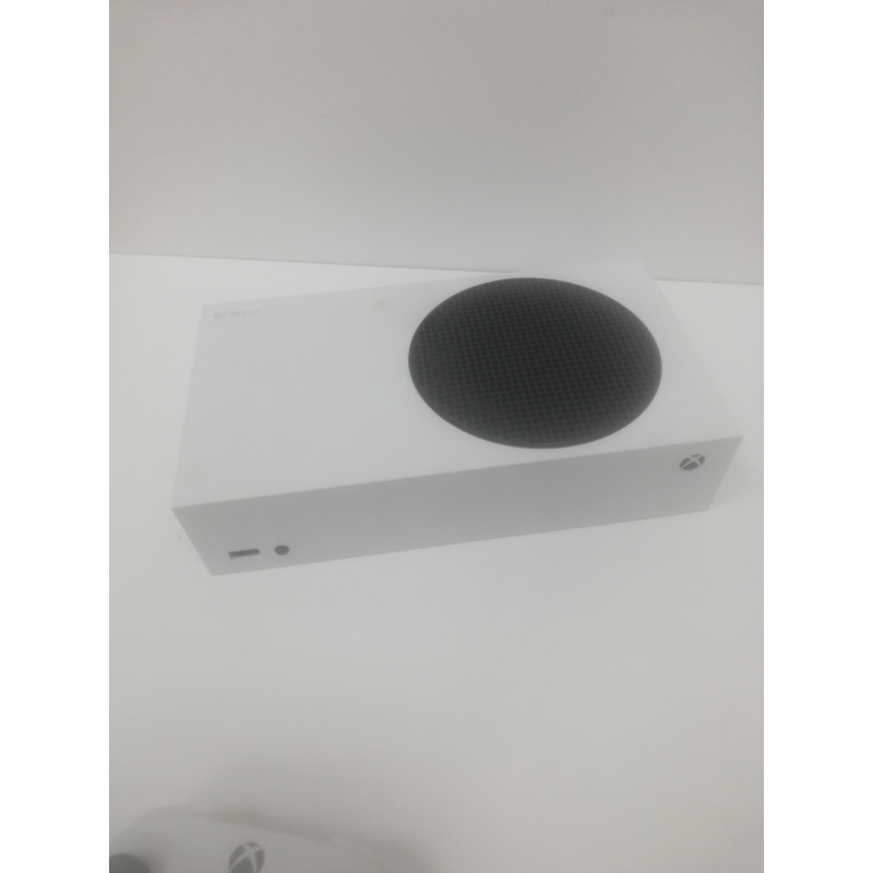 Игровые приставки Xbox Series S 512 ГБ            
            б/у