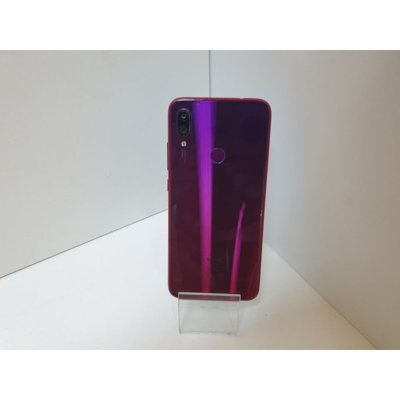 Мобильный телефон Xiaomi Redmi Note 7 4/64 GB.            
            б/у