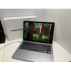 Ноутбук Apple MacBook Air 13 2020            
            б/у