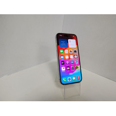 Мобильный телефон Apple iPhone 15 6/128 GB            
            б/у