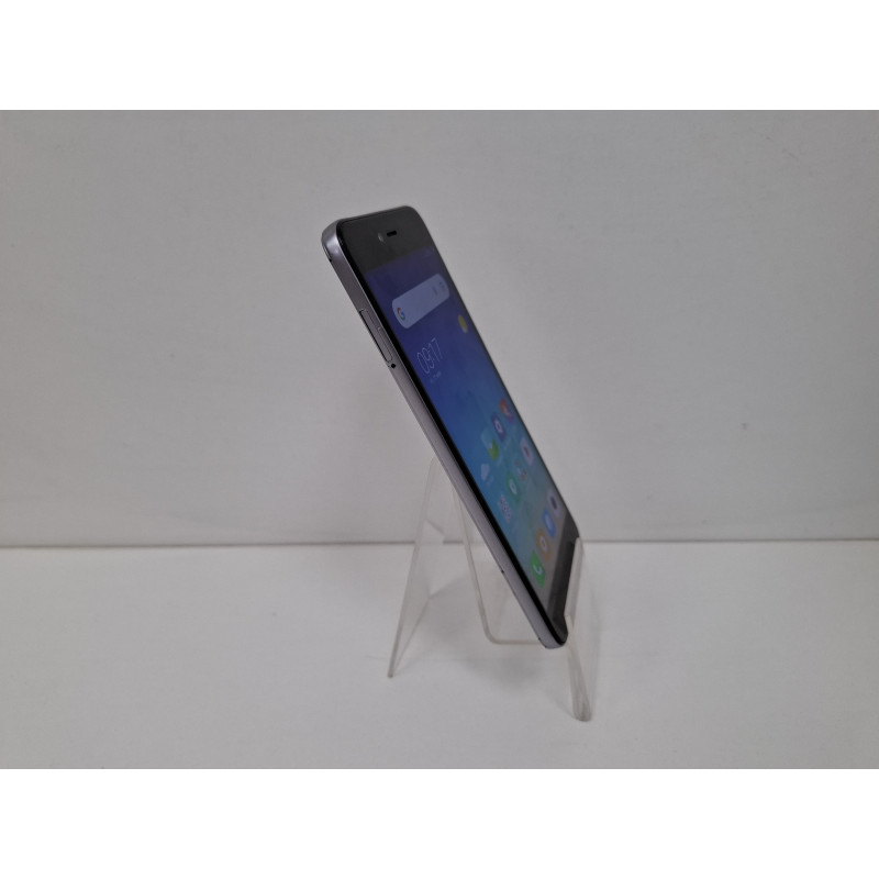 Мобильный телефон Xiaomi Redmi Note 5A 4/64 GB            
            б/у