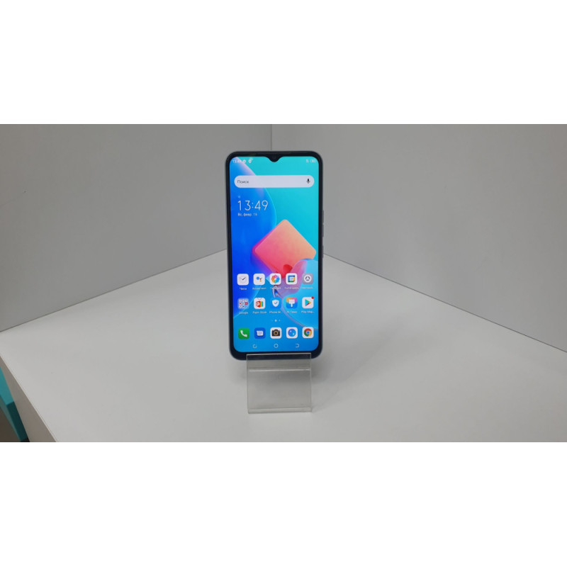 Мобильный телефон Tecno Spark 8C 4/64 GB            
            б/у