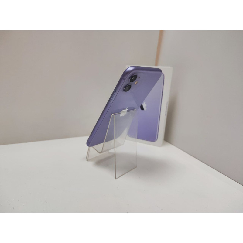 Мобильный телефон Apple iPhone 11 4/128 GB            
            б/у