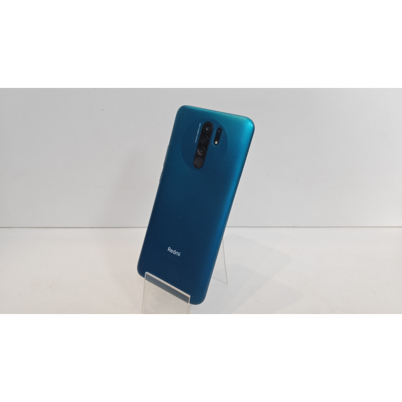 Мобильный телефон Xiaomi Redmi 9 4/64 GB            
            б/у
