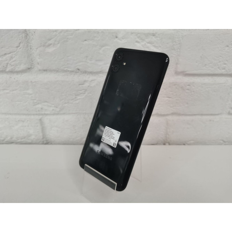 Мобильный телефон Samsung Galaxy A04e 3/64 GB            
            б/у