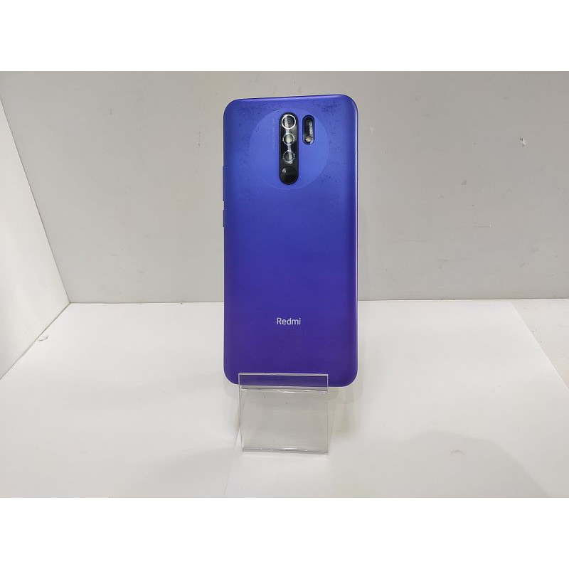 Мобильный телефон Xiaomi Redmi 9 4/64 GB            
            б/у