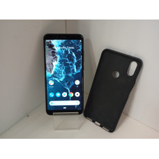 Мобильный телефон Xiaomi Mi A2 4/64 GB            
            б/у