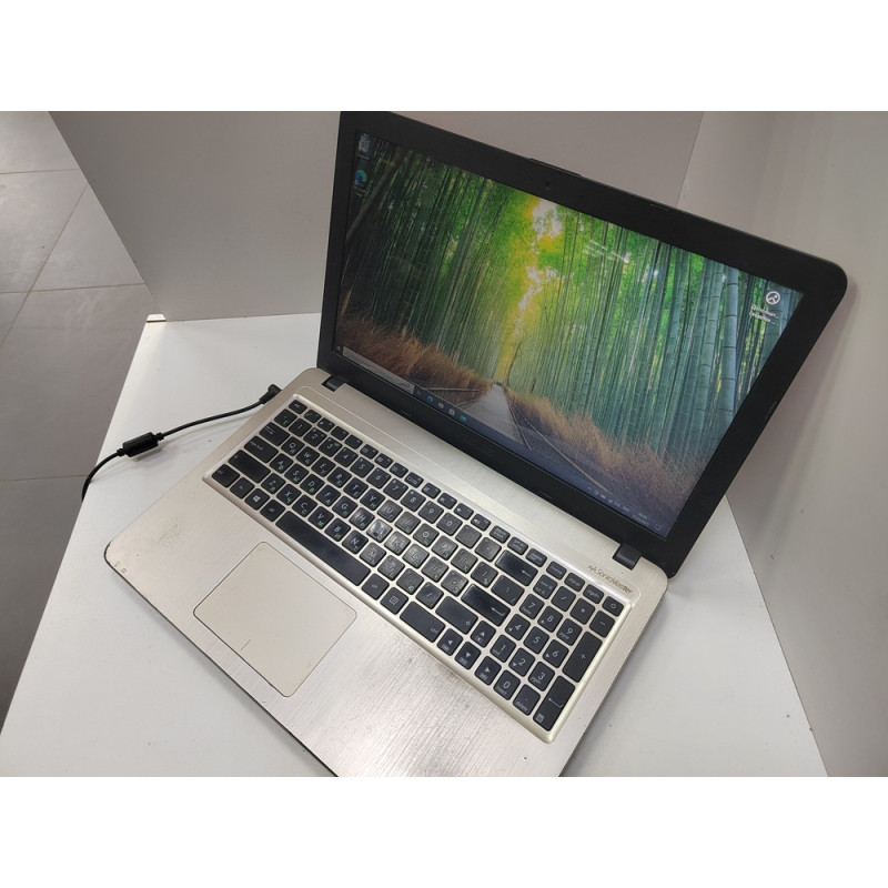 Ноутбук ASUS K540L            
            б/у