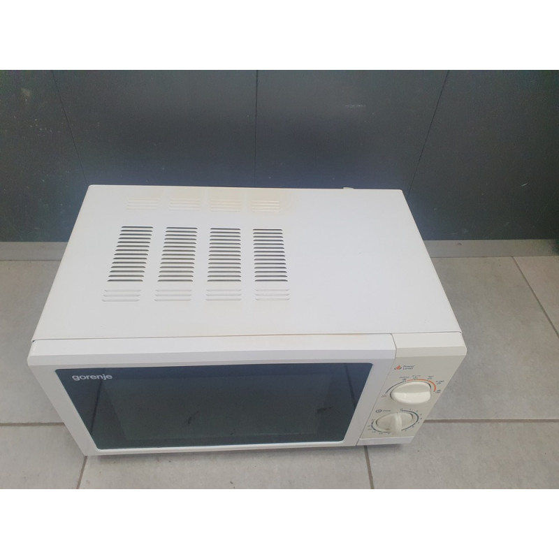 Микроволновые печи Gorenje MO20MW            
            б/у