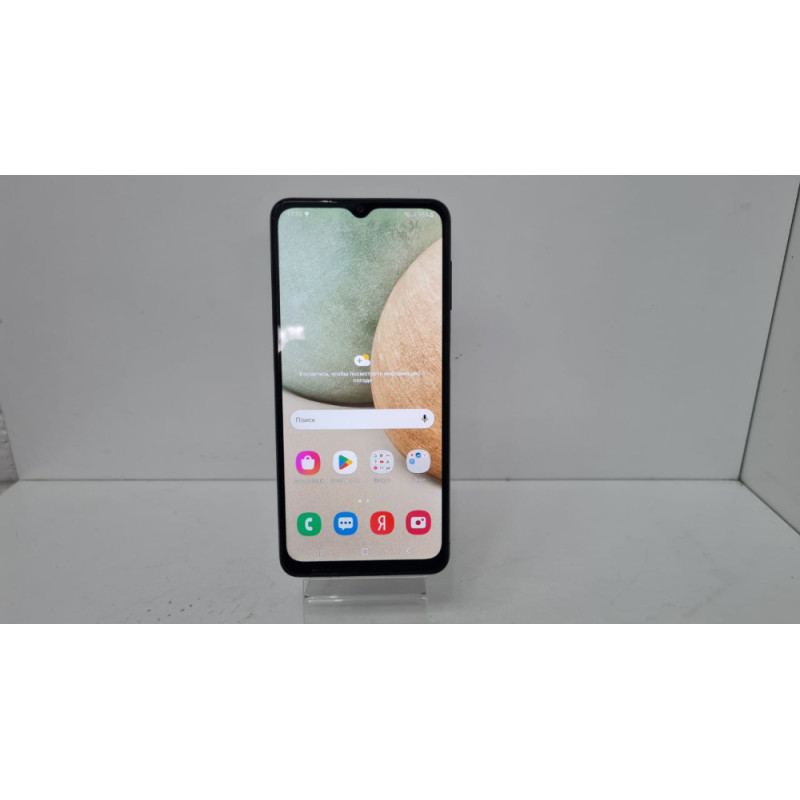 Мобильный телефон Samsung Galaxy A12 3/32 GB            
            б/у
