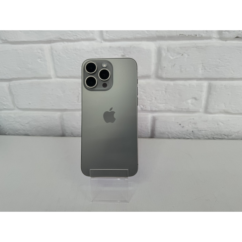 Мобильный телефон Apple iPhone 15 Pro Max 8/256 GB            
            б/у