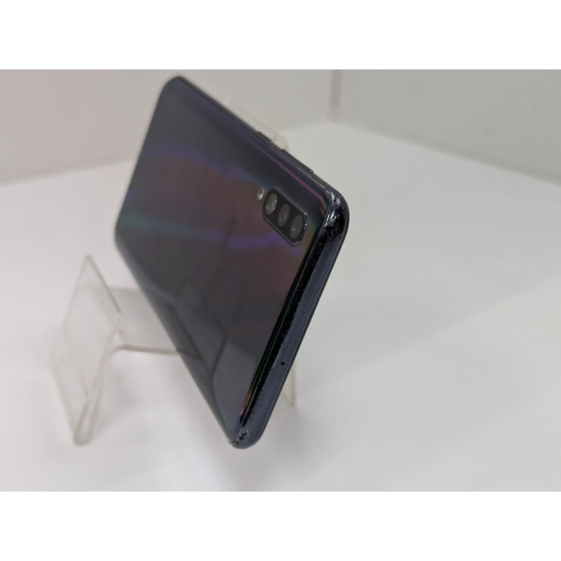 Мобильный телефон Samsung Galaxy A50 4/64 GB            
            б/у