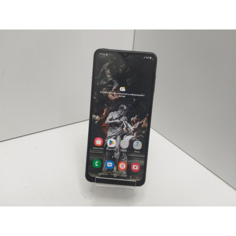 Мобильный телефон Samsung Galaxy A12 4/64 GB.            
            б/у