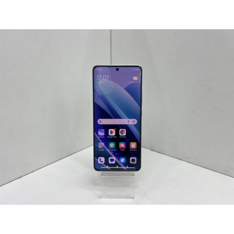 Мобильный телефон Xiaomi Redmi Note 13 Pro+ 12/512 GB            
            б/у
