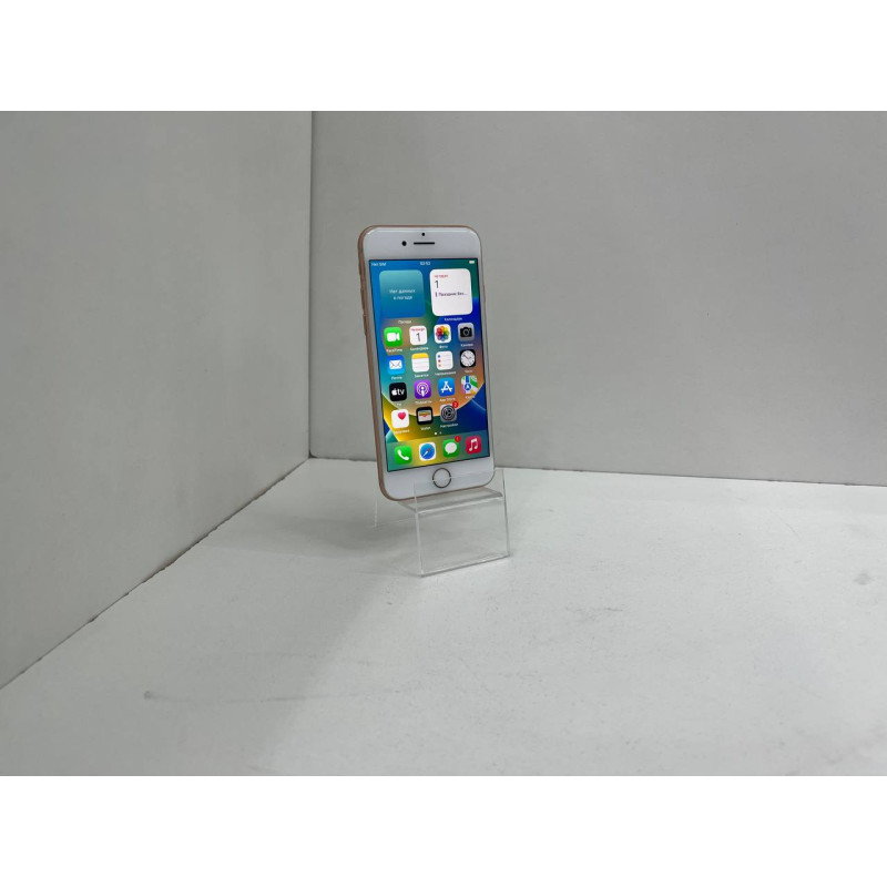Мобильный телефон Apple iPhone 8 2/64 GB            
            б/у