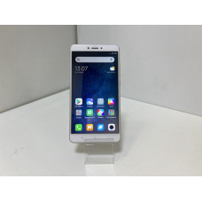 Мобильный телефон Xiaomi Mi Max 2 4/64 GB            
            б/у