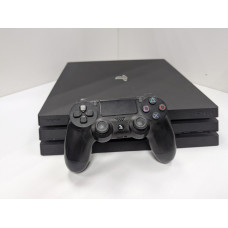 Игровые приставки Sony Playstation 4 PRO 1TB (CUH-7208B)            
            б/у