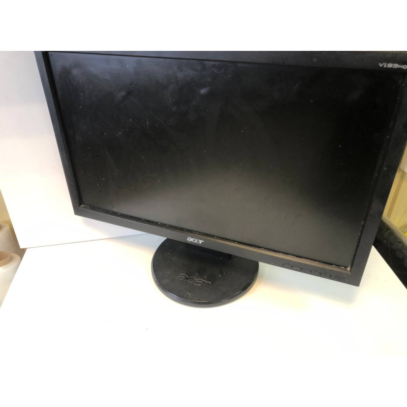 Мониторы Acer V193HQV            
            б/у