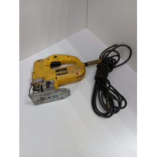 Лобзик Dewalt DW341            
            б/у