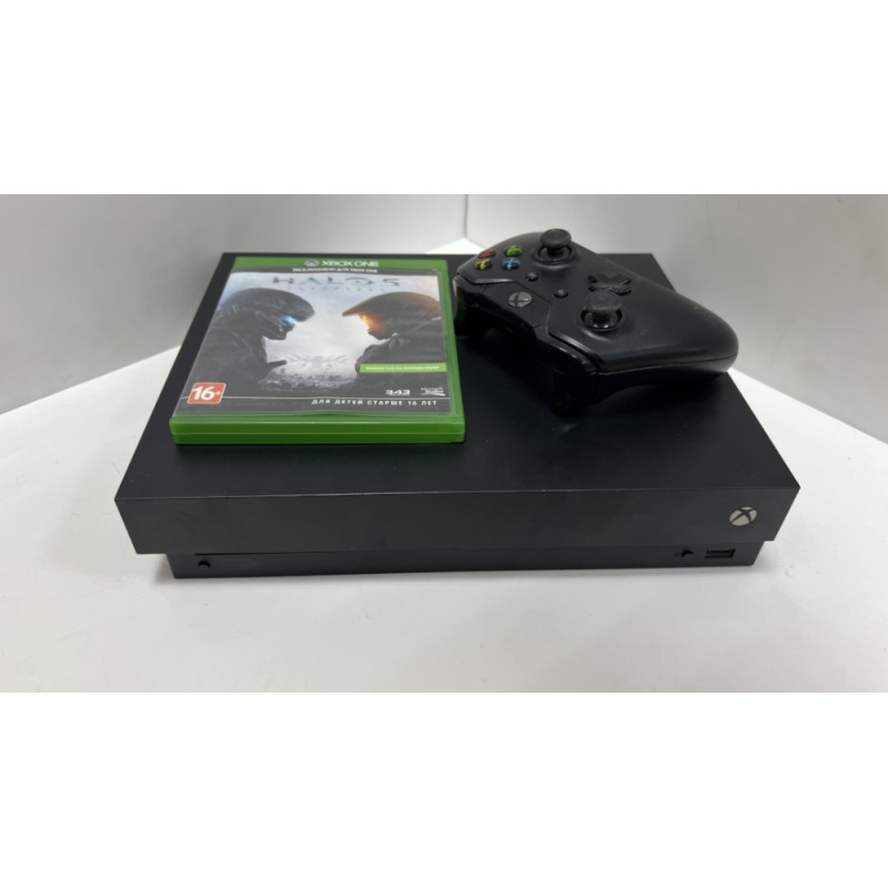 Игровые приставки Microsoft Xbox One X 1TB            
            б/у