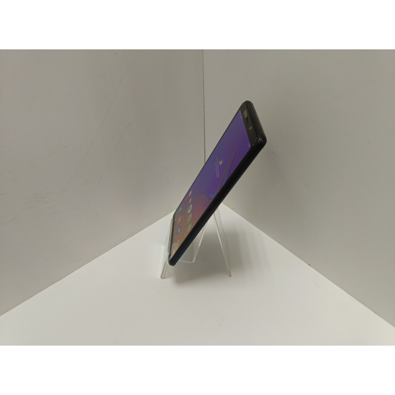 Мобильный телефон Samsung Galaxy A9 (2018) SM-A920F 6/128 GB            
            б/у