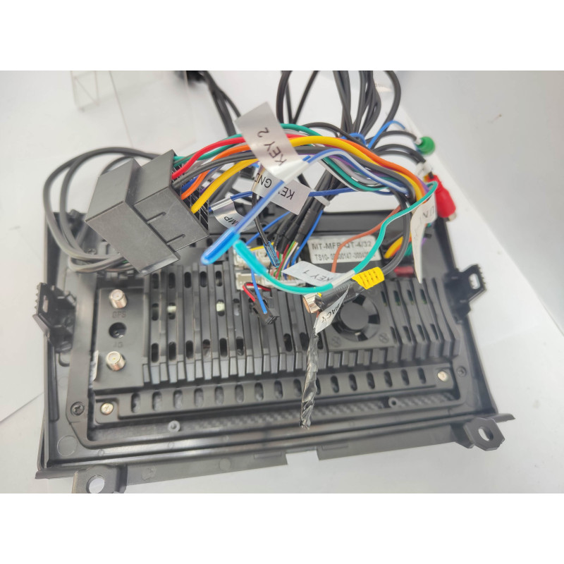 Автомагнитола Wide Media MT-PRO-MFB-QU T 4/32GB            
            б/у