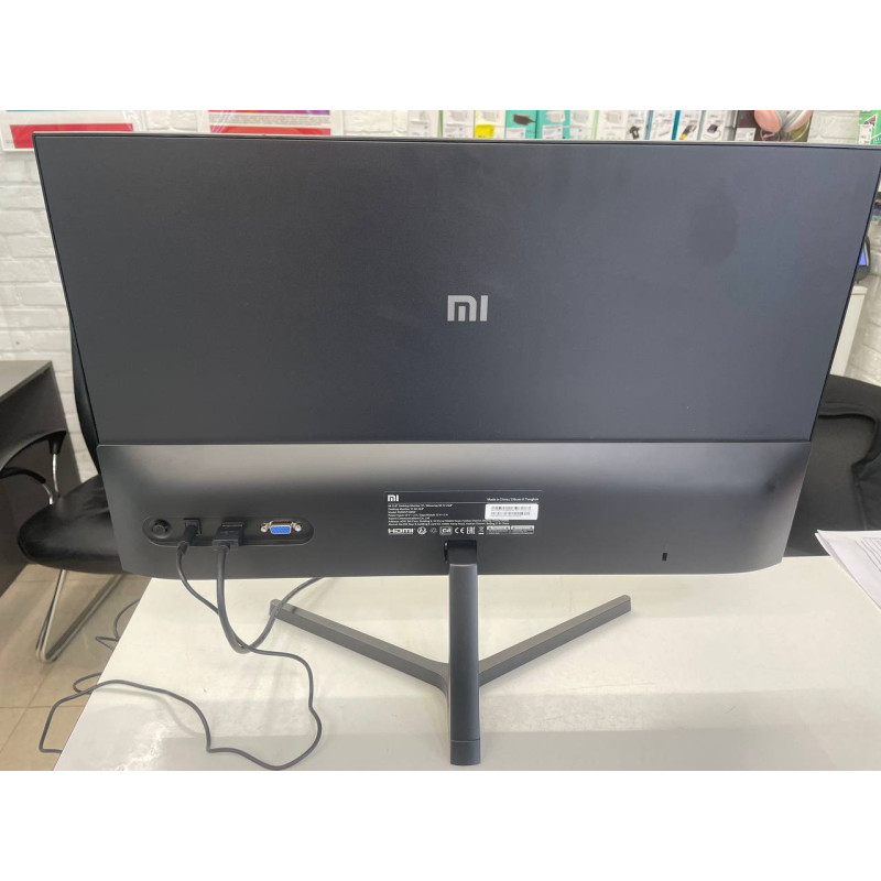Мониторы Xiaomi Mi Desktop Monitor 1C RMMNT238NF            
            б/у