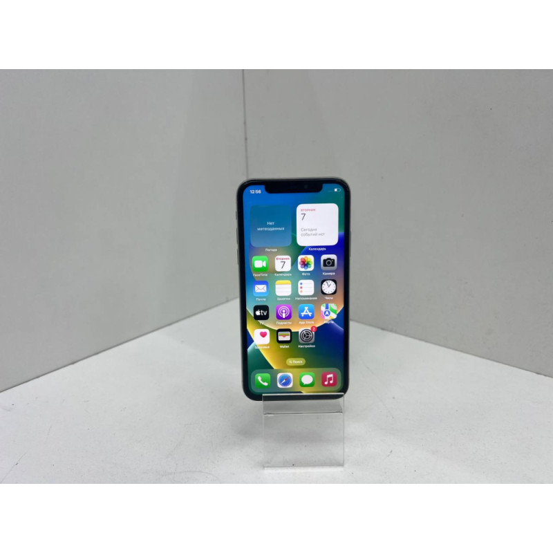 Мобильный телефон Apple iPhone X 3/64 GB            
            б/у