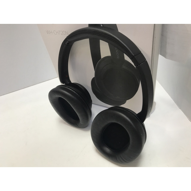 Наушники Беспроводные Накладные Sony WH-CH720N            
            б/у