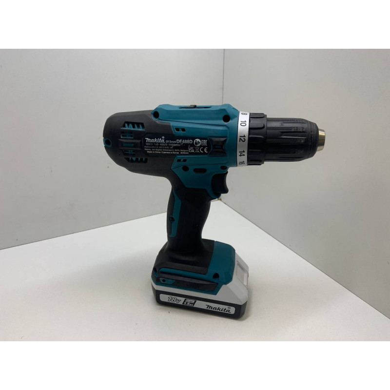 Шуруповерт Makita DF488D