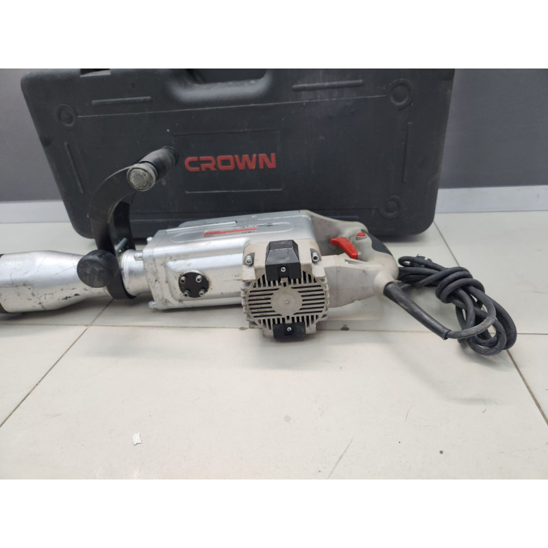 Отбойный молоток CROWN CT18024            
            б/у