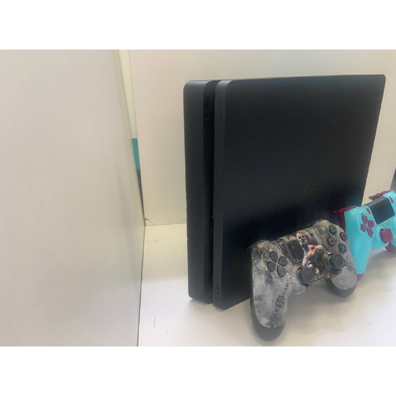 Игровые приставки Sony Playstation 4 SLIM 1TB (CUH-2208B)            
            б/у