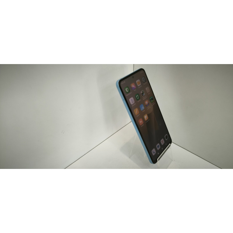 Мобильный телефон Xiaomi Redmi Note 12 4/128 GB            
            б/у