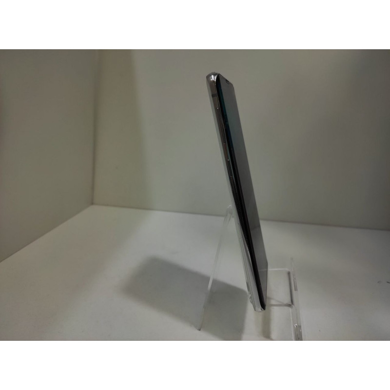 Мобильный телефон Samsung Galaxy S10 8/128 GB            
            б/у