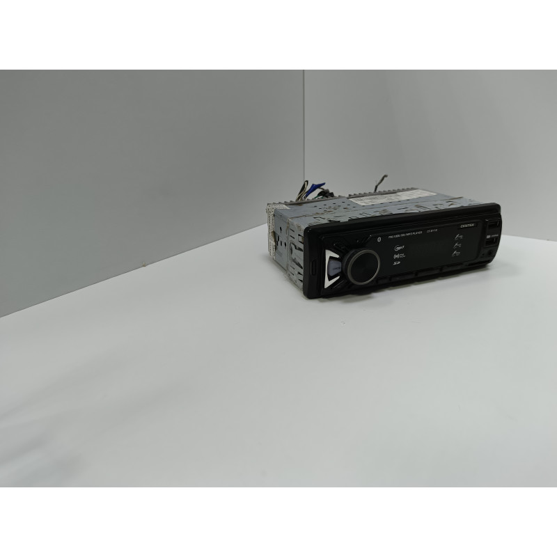 Автомагнитола Centek CT-8118            
            б/у