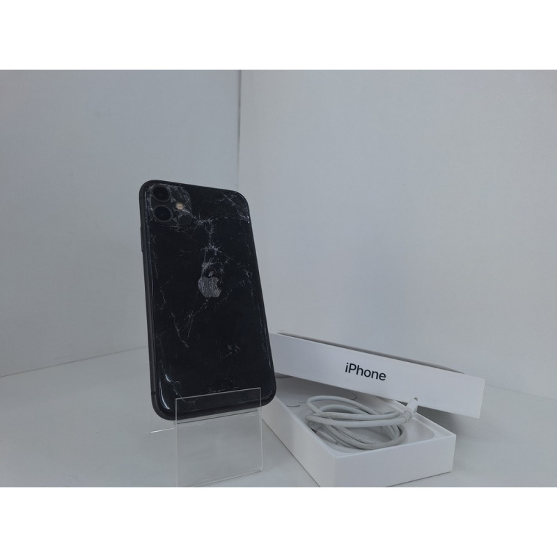 Мобильный телефон Apple iPhone 11 4/128 GB            
            б/у