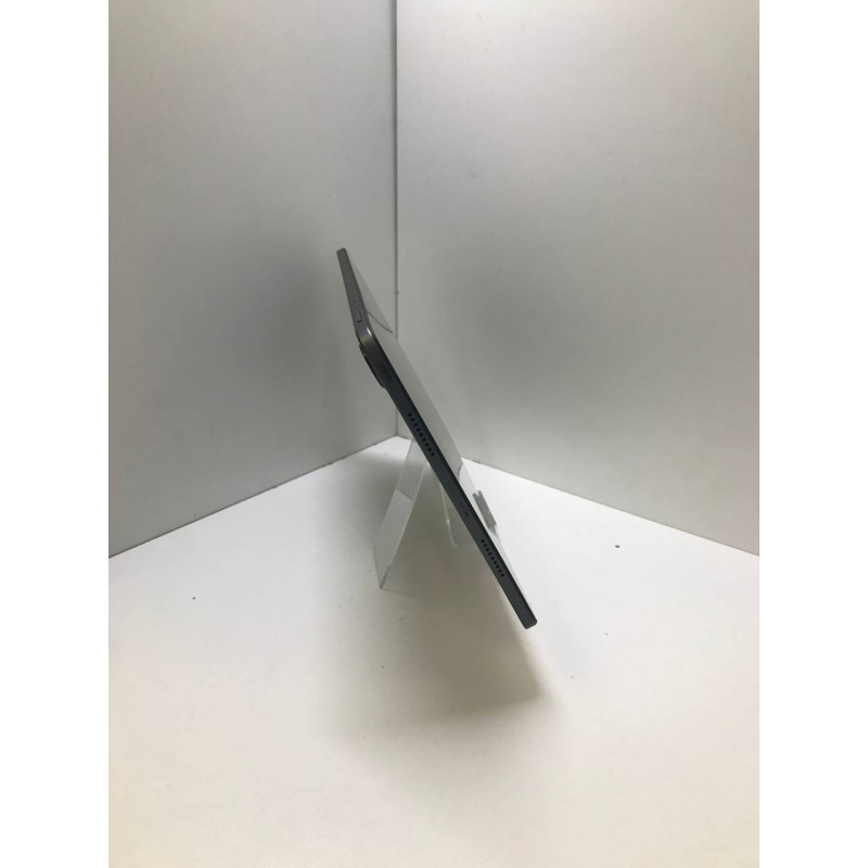 Планшет без SIM-карты Xiaomi POCO Pad 8/256            
            б/у