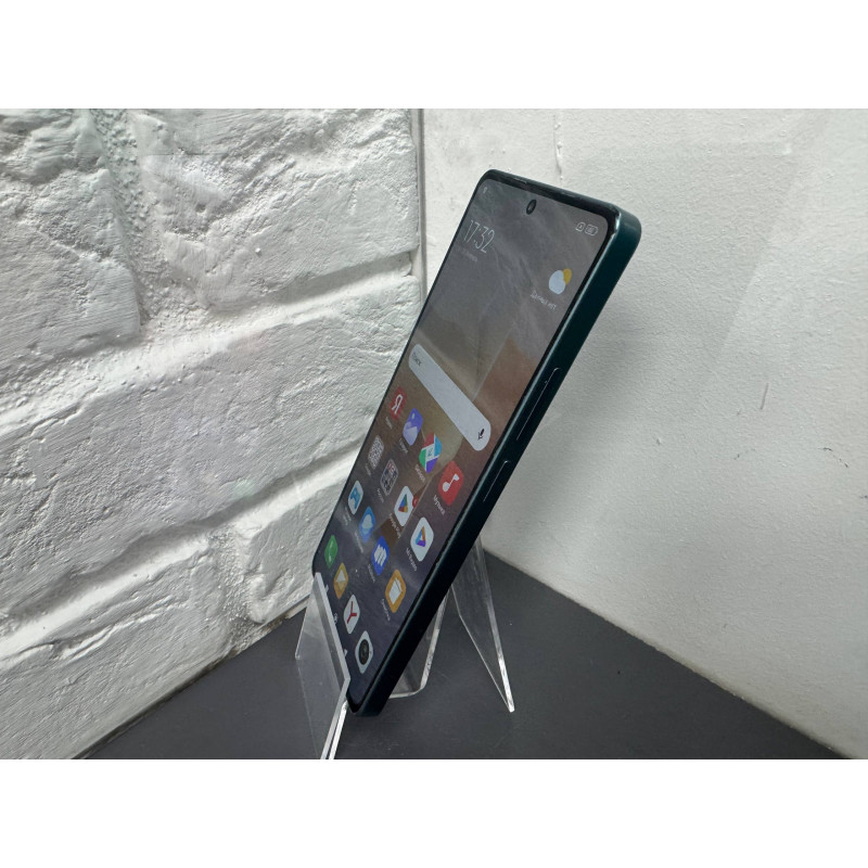 Мобильный телефон Xiaomi Redmi Note 13 Pro+ 12/512 GB            
            б/у