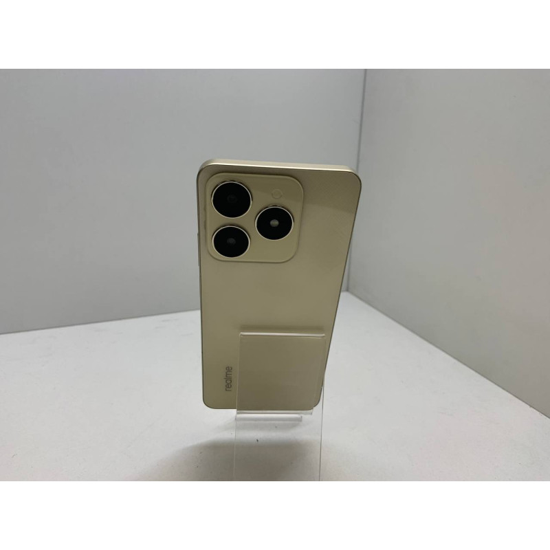 Мобильный телефон REALME C61 8/256 GB            
            б/у