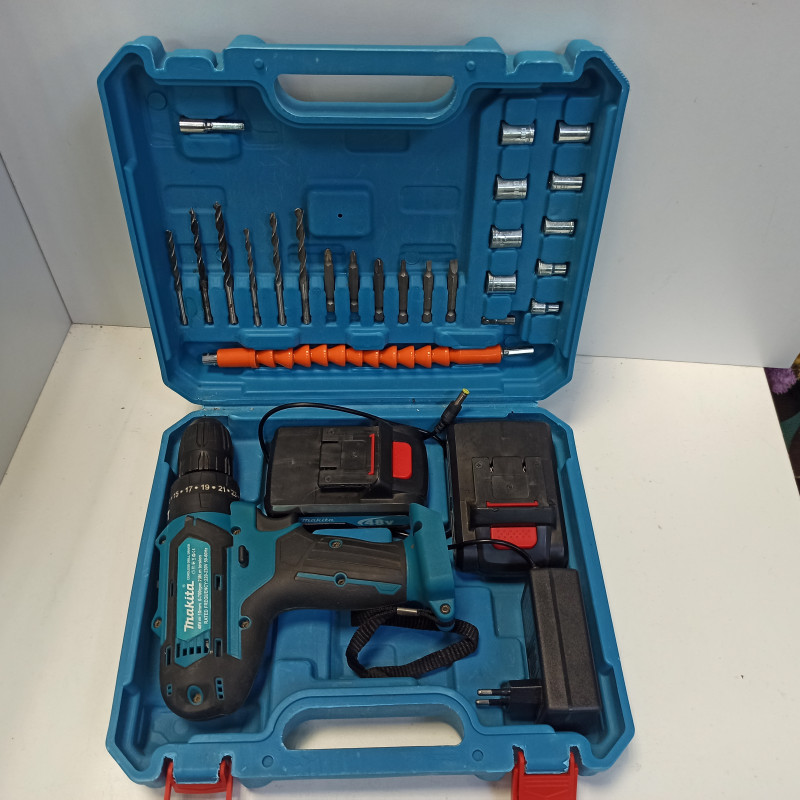 Шуруповерт Makita 48V            
            б/у