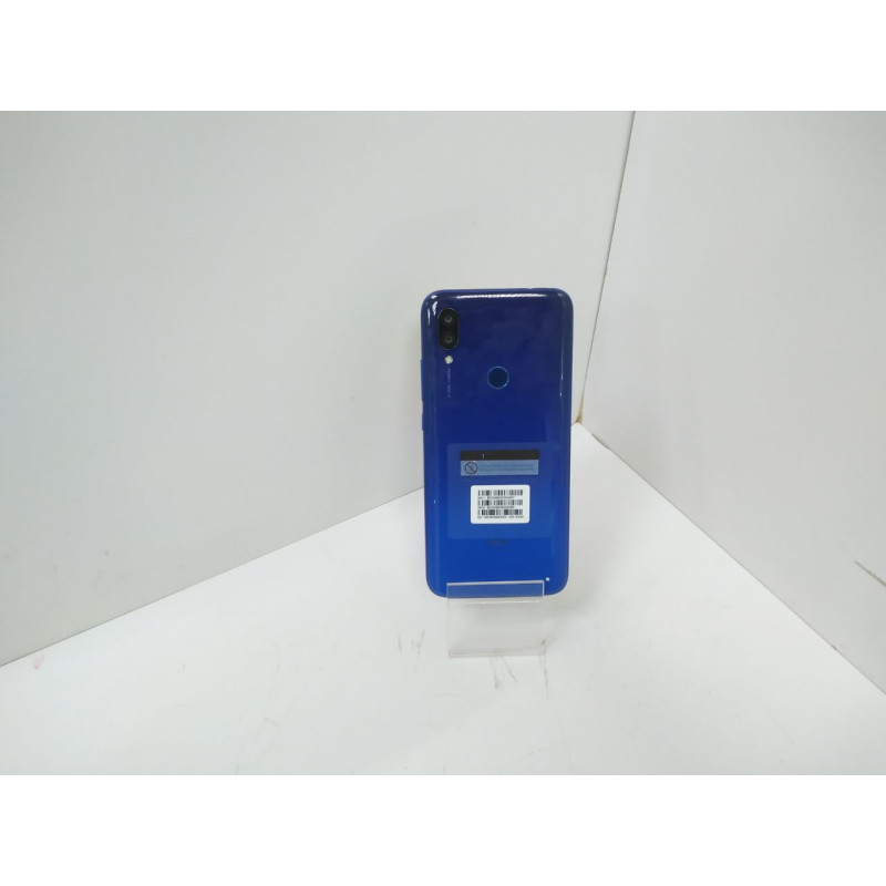Мобильный телефон Xiaomi Redmi 7 4/64 GB            
            б/у
